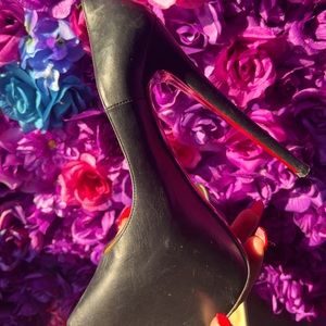 Christian louboutin thick pump heels